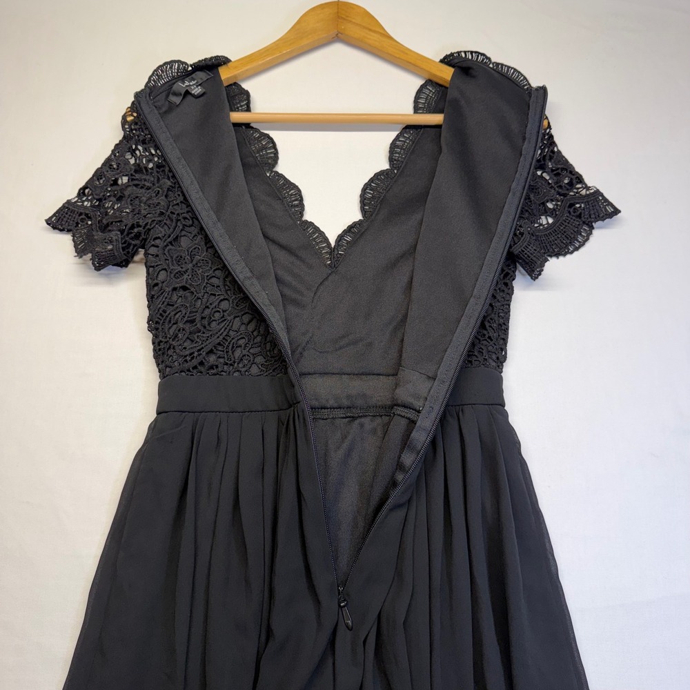Lulus Black Lace Fit & Flare Cocktail Dress Scalloped V Neck Party XS - Picture 5 of 9